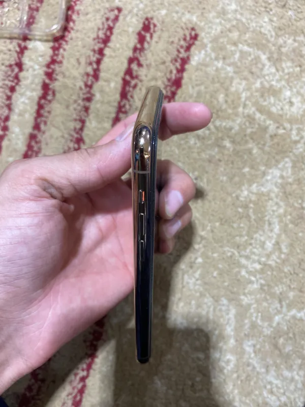 Iphone 11 pro 4