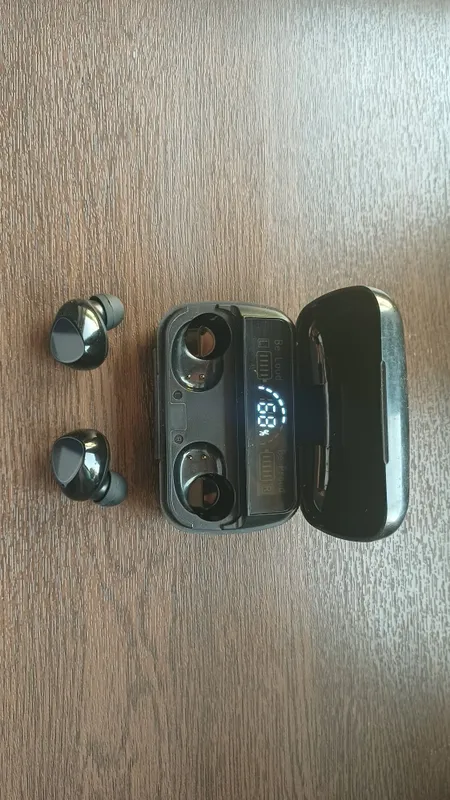 Bluetoothli naushnik sotiladi narxi 40ming sum 3 Bluetoothli naushnik sotiladi narxi 40ming sum 3