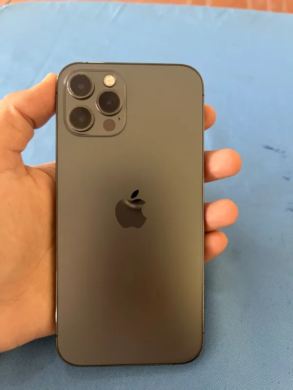 580$ GB256 88 yomkost 14pro rangi rasmda