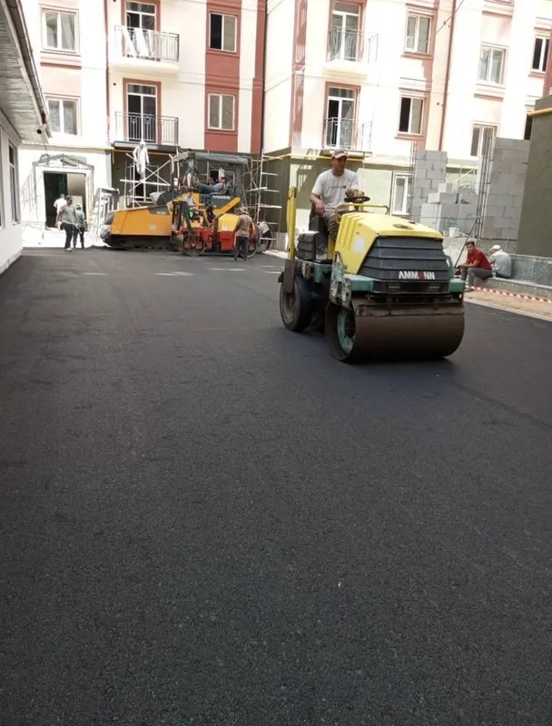 Асфальт ишлари киламиз кучаларга 2 Асфальт ишлари киламиз кучаларга 2