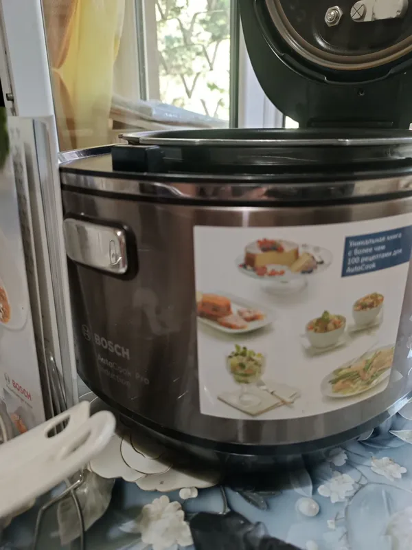 Мультиварка Bosch AutoCook Pro MUC88B68 полный комплект, отличное сос — фото 1