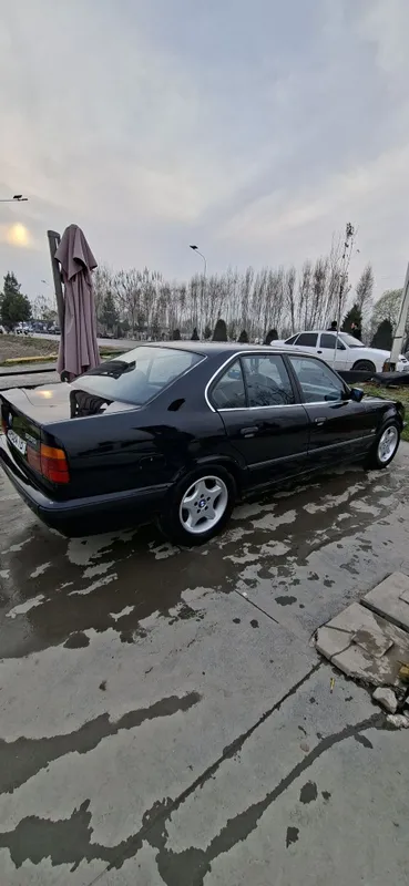BMW E34 535i M50B20 dvigateli bilan sotiladi 5 BMW E34 535i M50B20 dvigateli bilan sotiladi 5
