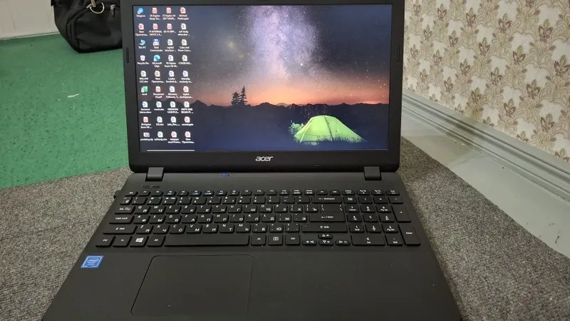 Acer Extensa 2519 1 Acer Extensa 2519 1
