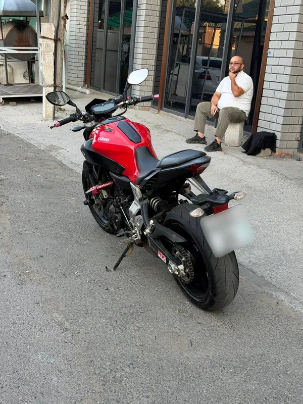 Yamaha mt 07 moto 6