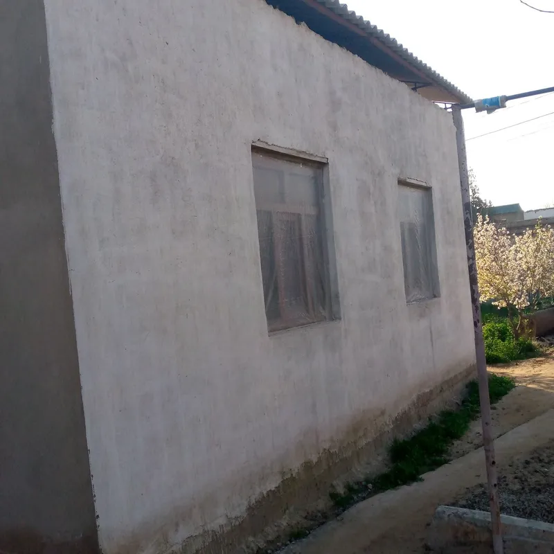 Hovli sotiladi 5 sotix 3 xonali uy 5 Hovli sotiladi 5 sotix 3 xonali uy 5