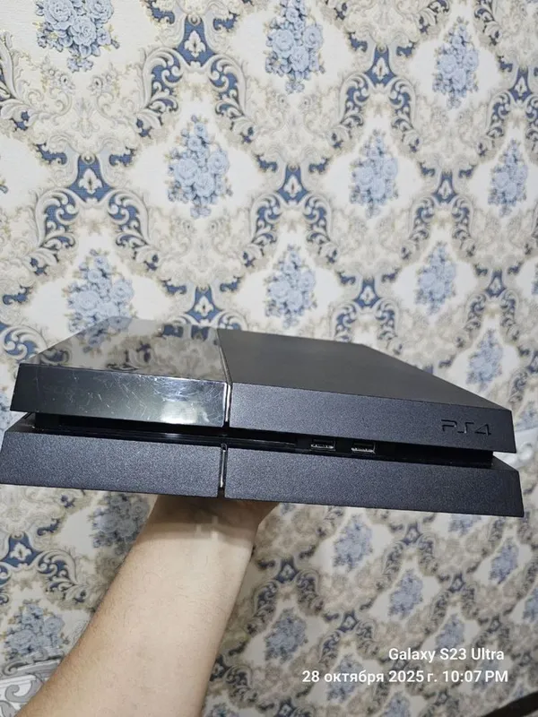 Playstation 4. Oʻyinlari bilan ( Fifa 2025, Ufc 5, GTA 5) 4 Playstation 4. Oʻyinlari bilan ( Fifa 2025, Ufc 5, GTA 5) 4
