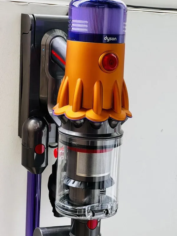 Dyson V15 Detect Absolute — умная мощность без проводов — фото 1