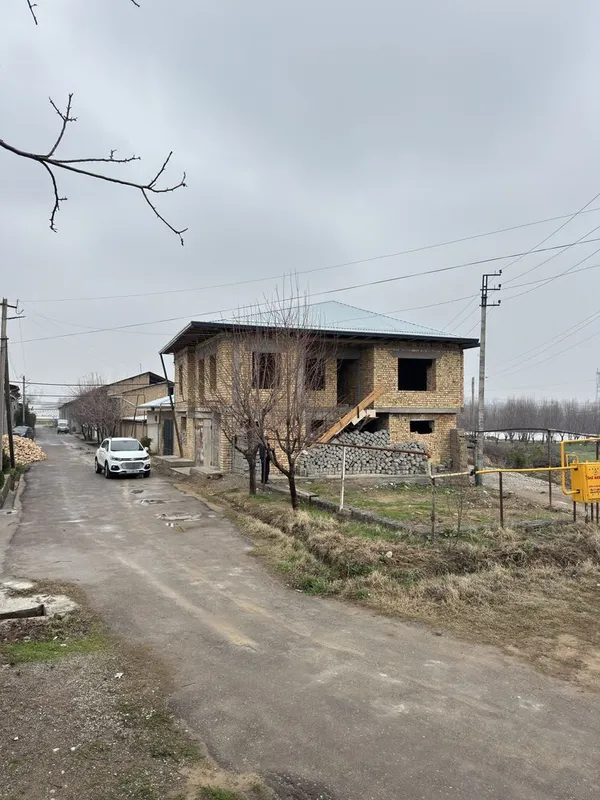 Дом коробка срочна сотилвоти 3