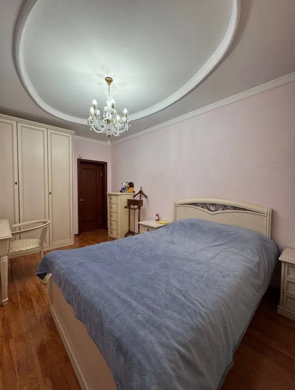 Продаётся 5-комнатная квартира 160 м², 8/9, Мирабадский район 4