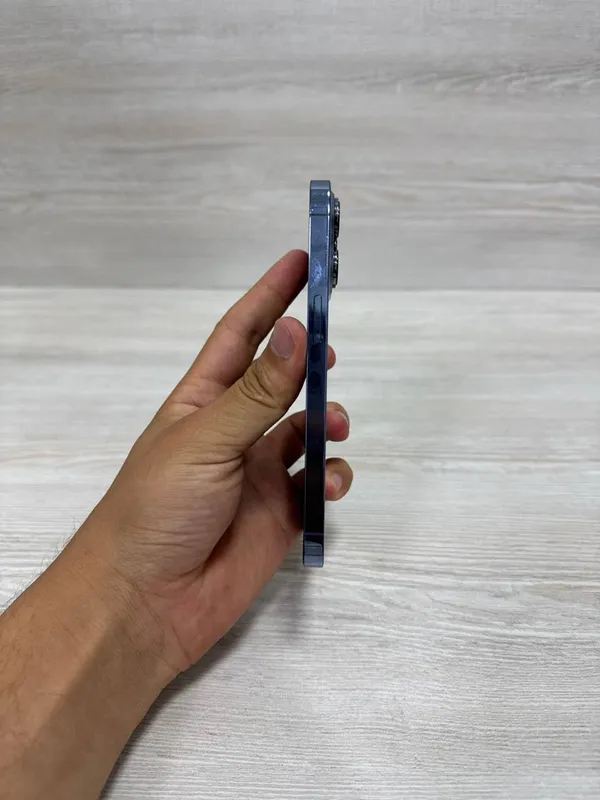 iPhone 13 Pro 2 iPhone 13 Pro 2