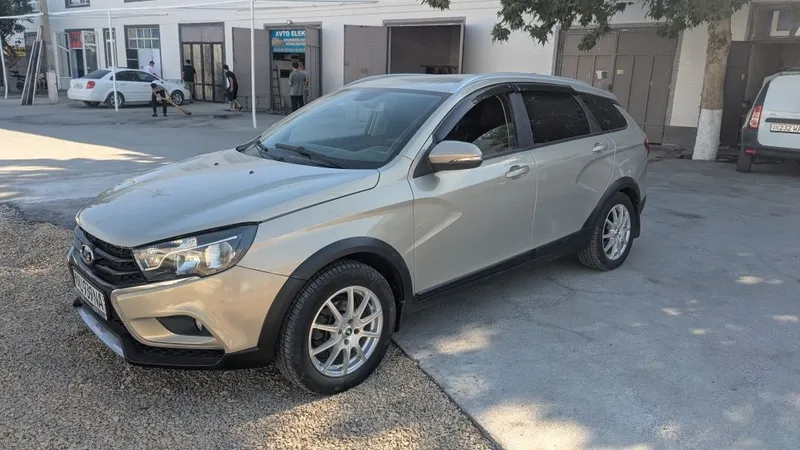 Lada Vesta Cross 2018 чистая 1 Lada Vesta Cross 2018 чистая 1