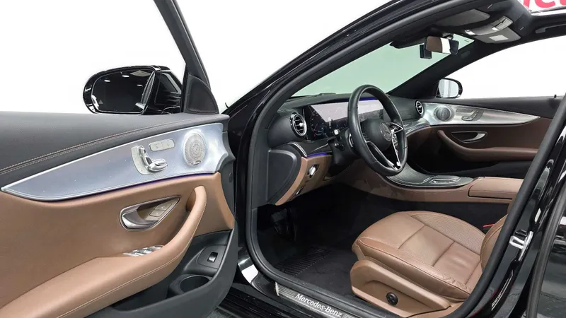 Продаётся Mercedes-Benz E-Class E350 4MATIC Avantgarde — фото 7
