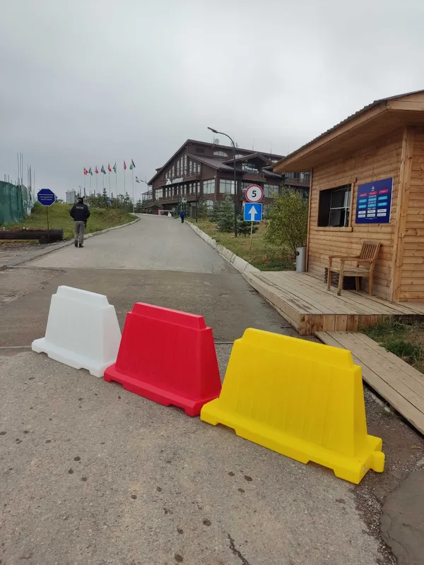 Дорожные бордюры — фото 1