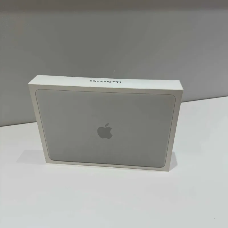 Macbook Neo 13-inch Silver 8/256GB