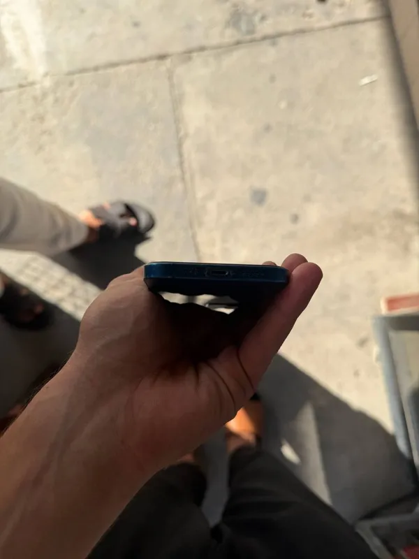 Iphone 12 64gb kar dok 3 Iphone 12 64gb kar dok 3