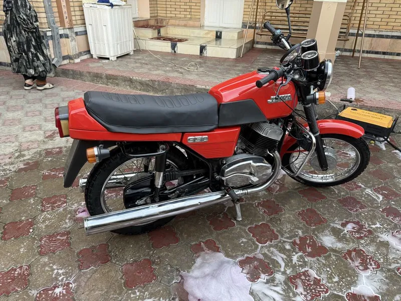 Jawa 350 sotiladi holati alo — фото 2
