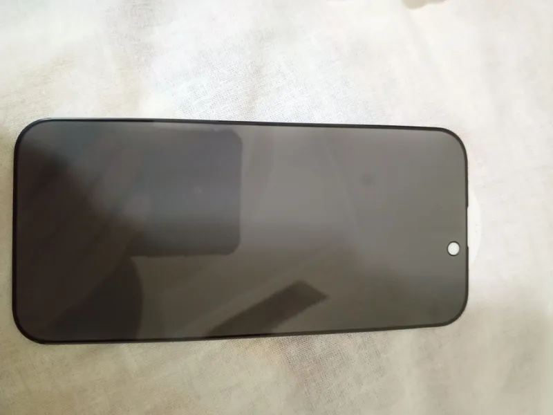 iPhone 16 proga laminat