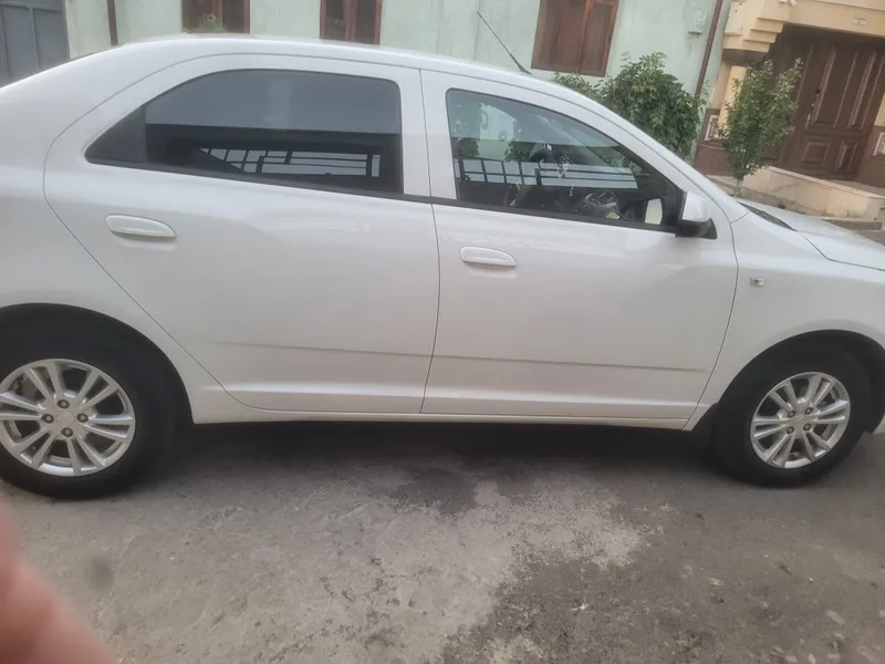 Chevrolet Cobalt 3