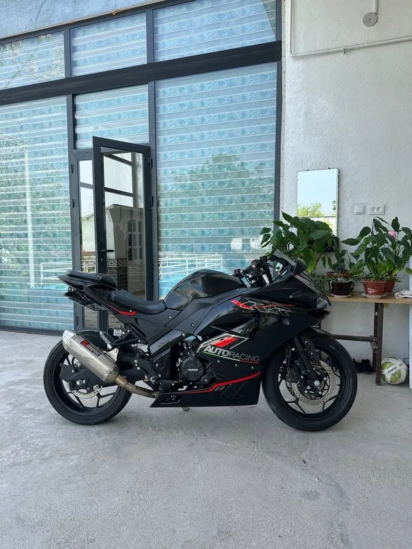 Mototsikl moto
