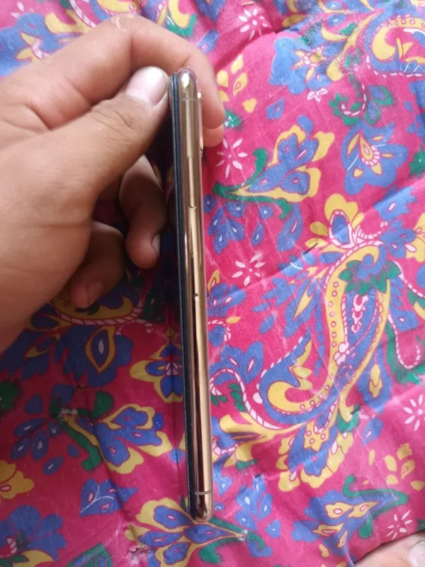 ihone xs max 3