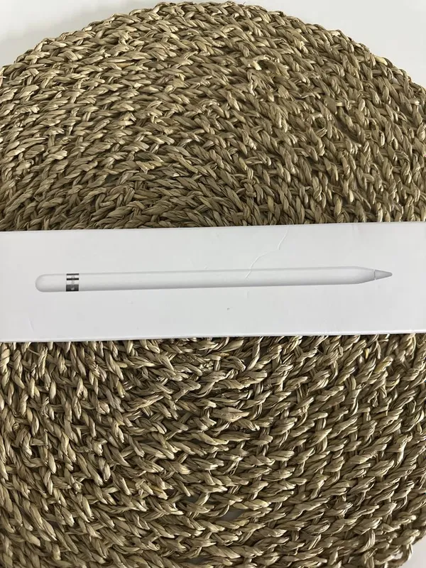 Apple Pencil 1 (1е поколение)