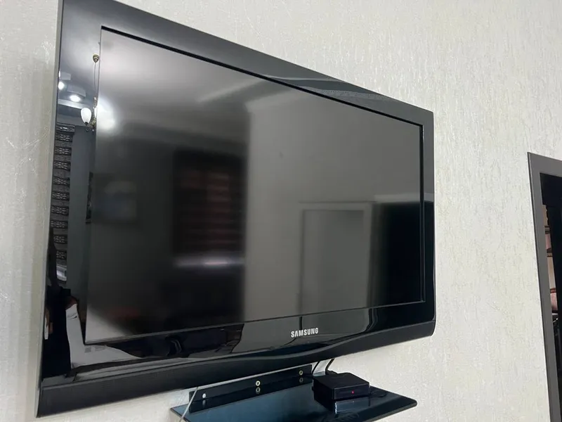 Samsung телевизор 32 Б/У
