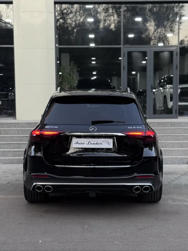 Mercedes Benz GLE 53 AMG — фото 1