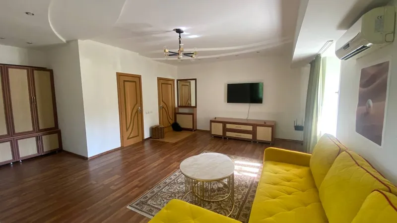 1 xonali kvartira sotiladi, 43 m², Yunusobod tumani (mo‘ljal: 5-maktab) 6 1 xonali kvartira sotiladi, 43 m², Yunusobod tumani (mo‘ljal: 5-maktab) 6