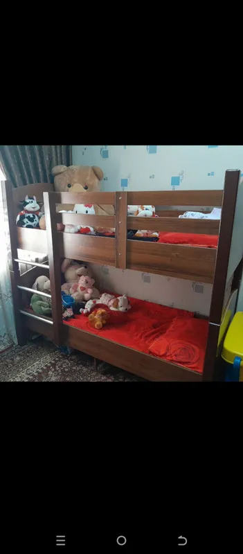 Двухэтажная кровать Двухэтажная кровать