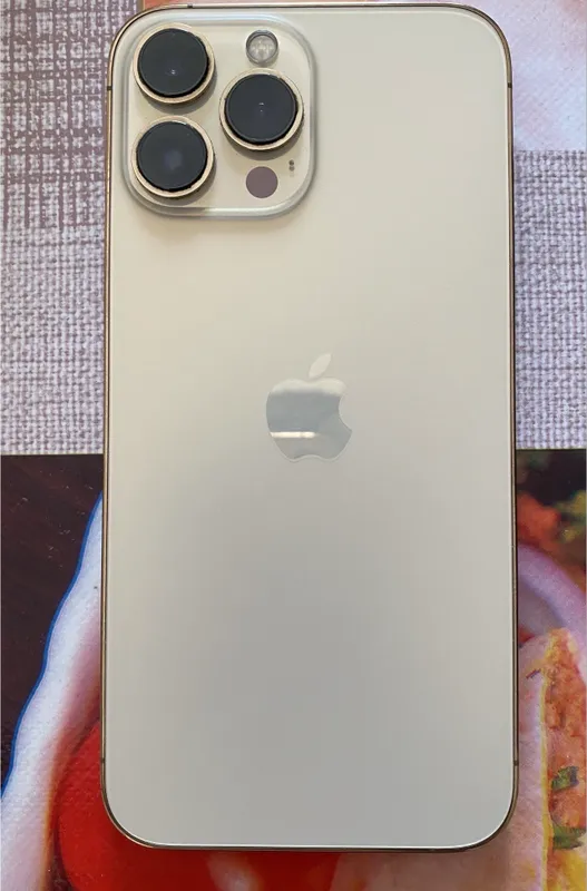 iphone 13 pro max gold 1