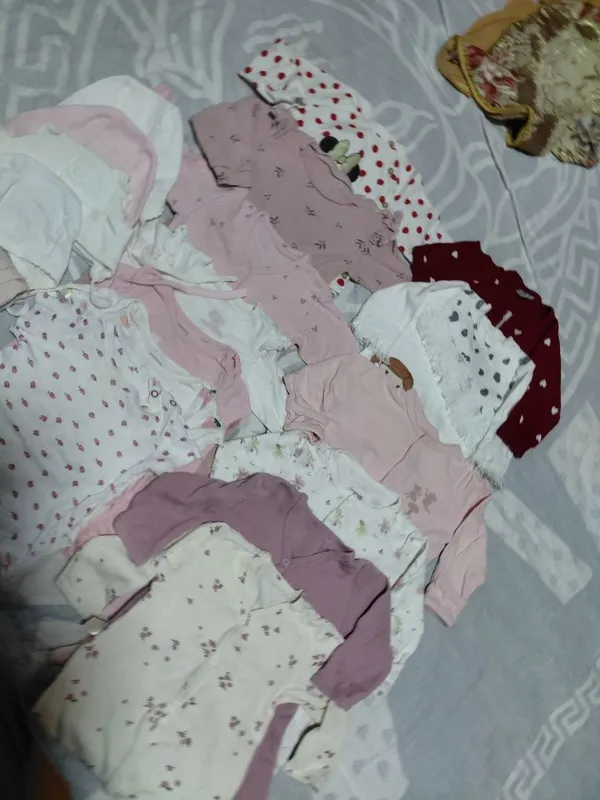 Продам за смешную цену вещи для девочки до годикаа 2