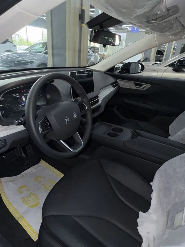 Hongqi eq m5 elektr 2 Hongqi eq m5 elektr 2