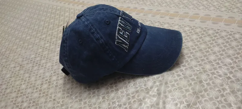 Бейсболка кепка . 1 Бейсболка кепка . 1