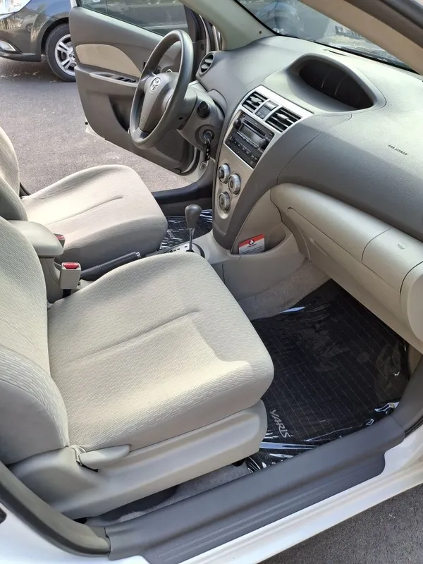 Продам Toyota Yaris 1.5 а/т 2008 года. — фото 2