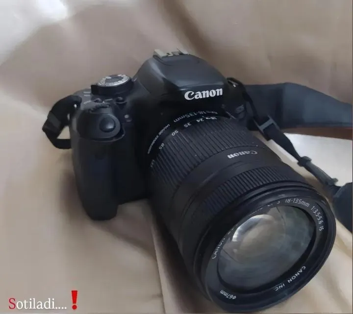 Canon EOS 600D, 18-135 mm obyektiv srochna sotilyapti