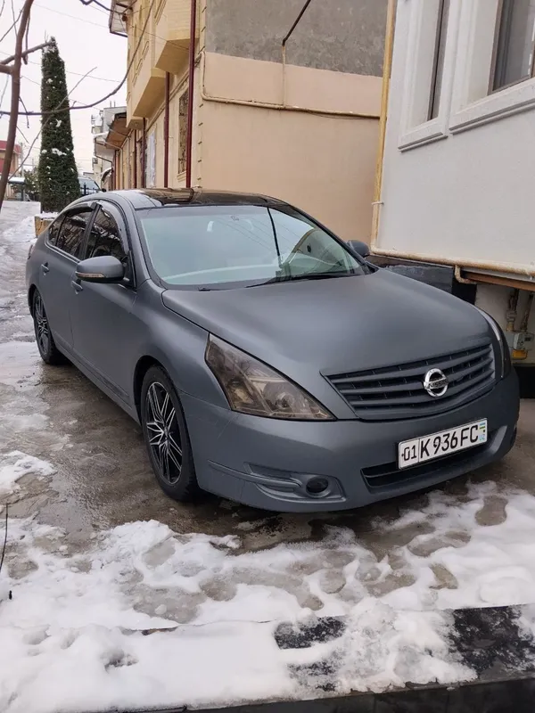 Nissan Teana sotiladi 4