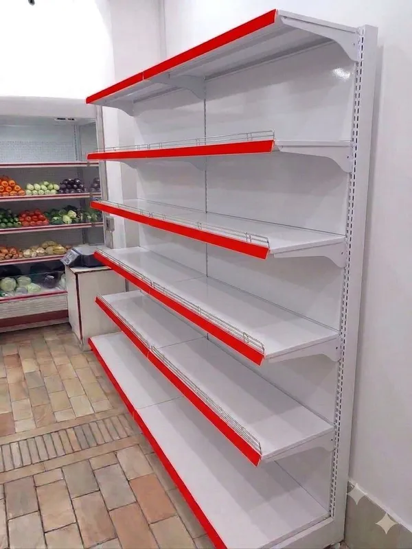Metallicheskiy vitrina Stelaj 1 Metallicheskiy vitrina Stelaj 1