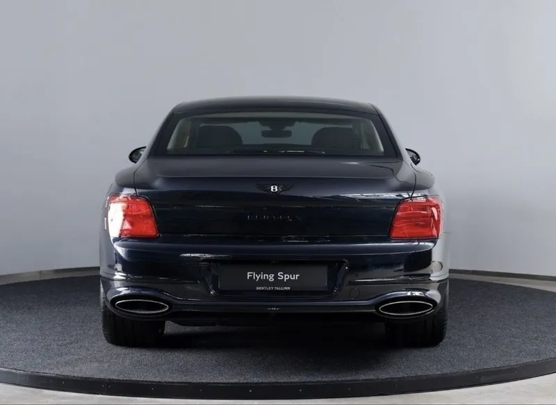 Bentley Flying Spur Azure V8 2026 3 Bentley Flying Spur Azure V8 2026 3