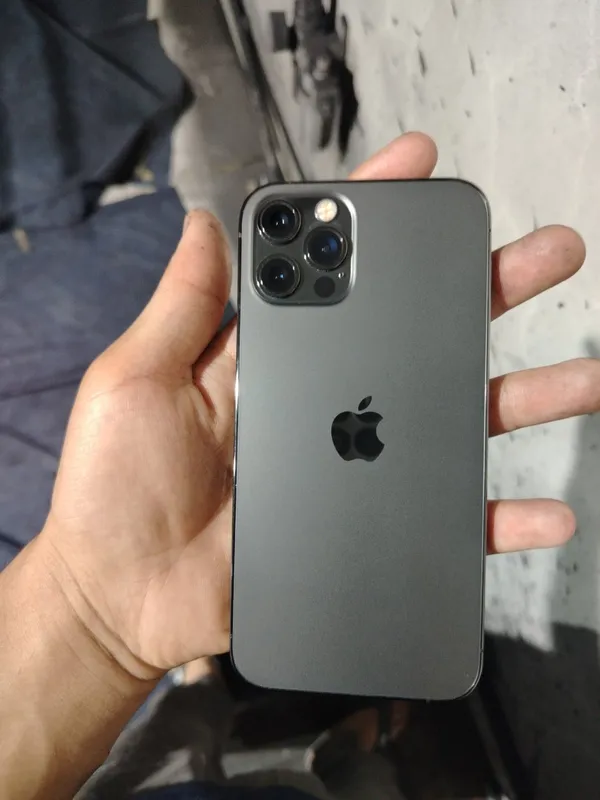 iPhone 12 Pro 2