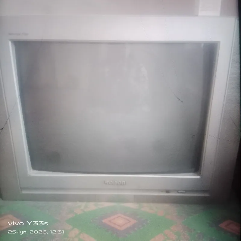 Televizor sotiladi holati yaxshi