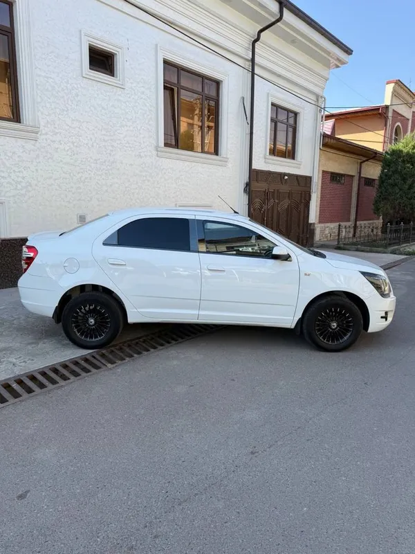 Chevrolet Cobalt 2022 yil avtomat 3
