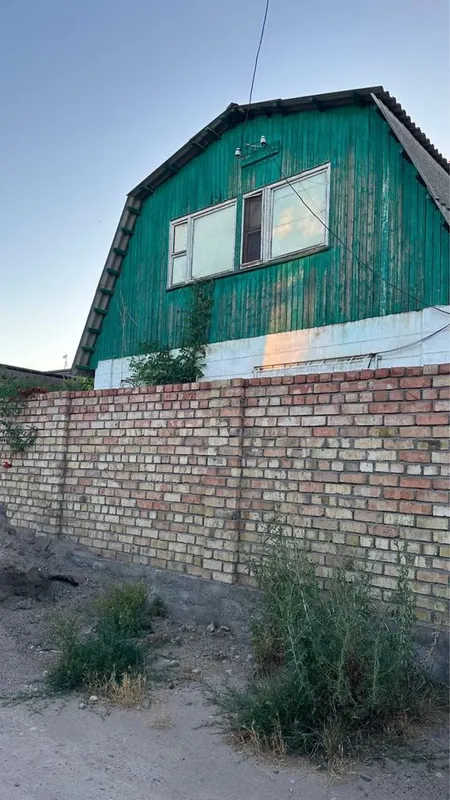 Dacha hovli sotiladi 8 sotih 2 Dacha hovli sotiladi 8 sotih 2