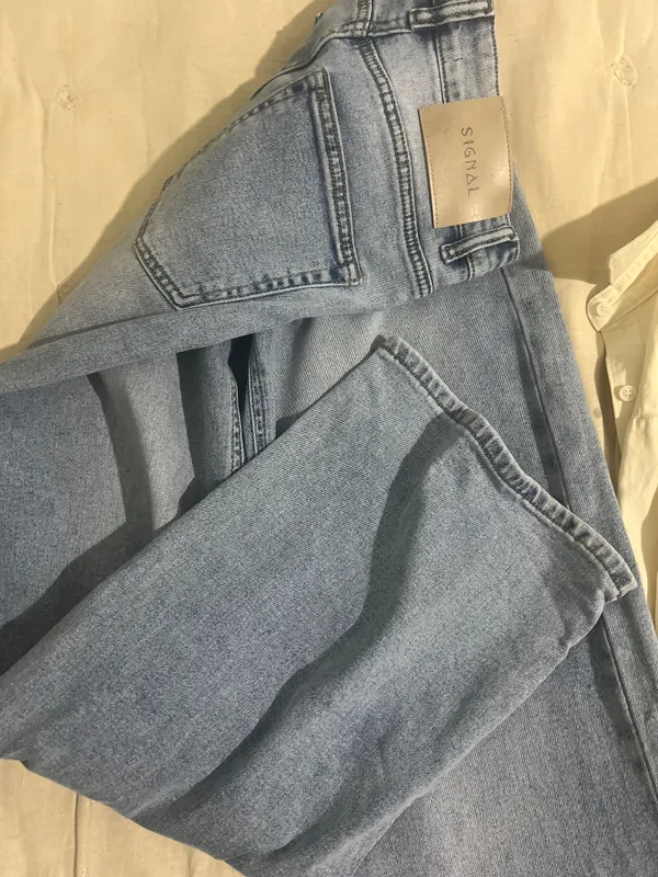 Jeans shim 2 Jeans shim 2