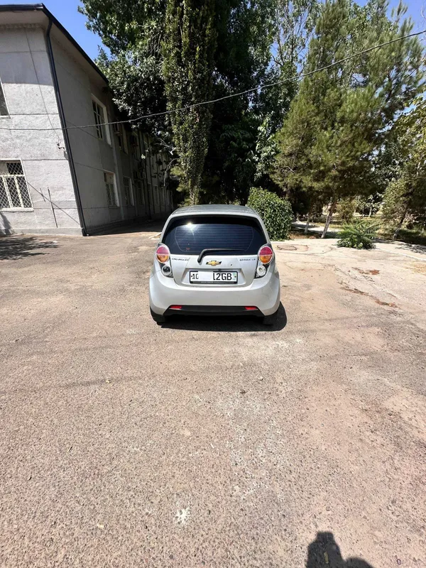 Spark avtomobili 4 Spark avtomobili 4