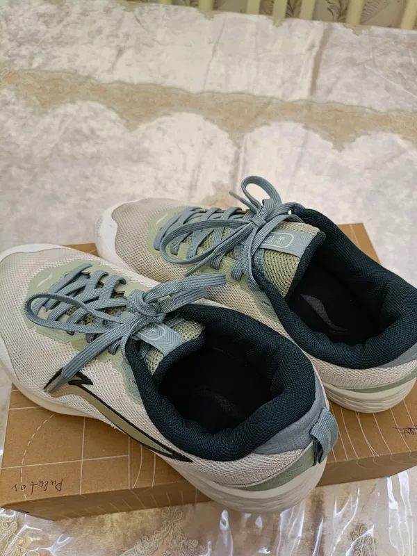 Li-ning krossovkalari, light cloud modeli 3