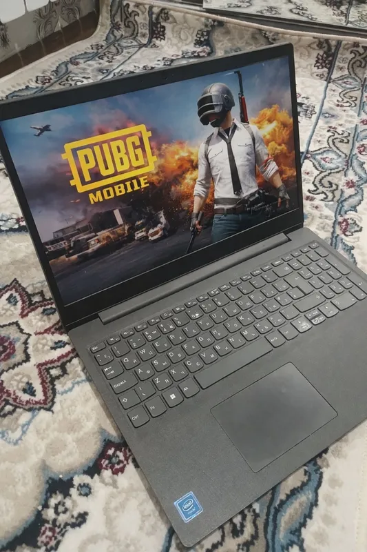 Lenovo noutbuk +zaryadchik