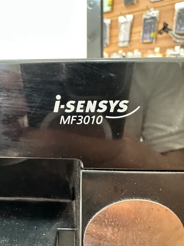 Продается принтер mf3010, цена договорная, срочно 5