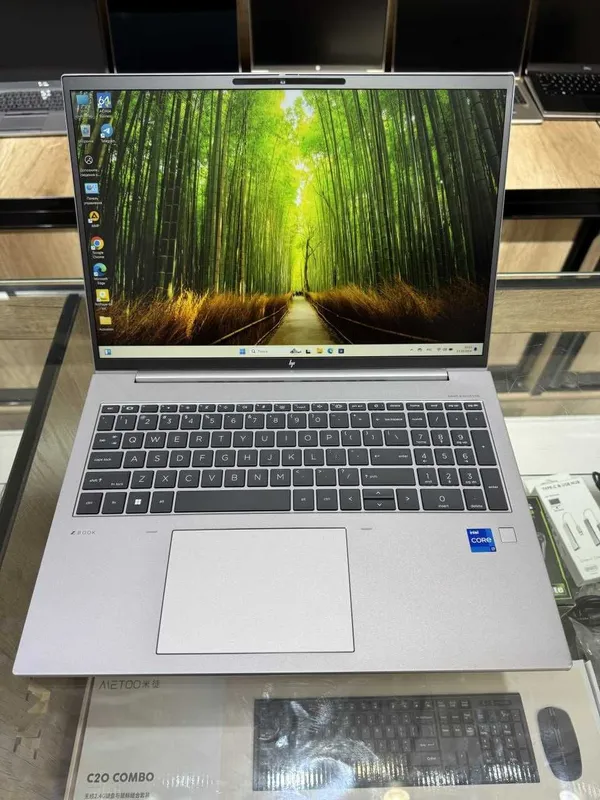 HP ZBook Firefly 16 G10 Core i7-1360P, 16 GB DDR5 tezkor xotira, 512 GB SSD 3 HP ZBook Firefly 16 G10 Core i7-1360P, 16 GB DDR5 tezkor xotira, 512 GB SSD 3