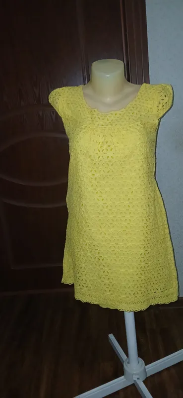 Qizlar uchun ko‘ylak sotaman 2 Qizlar uchun ko‘ylak sotaman 2