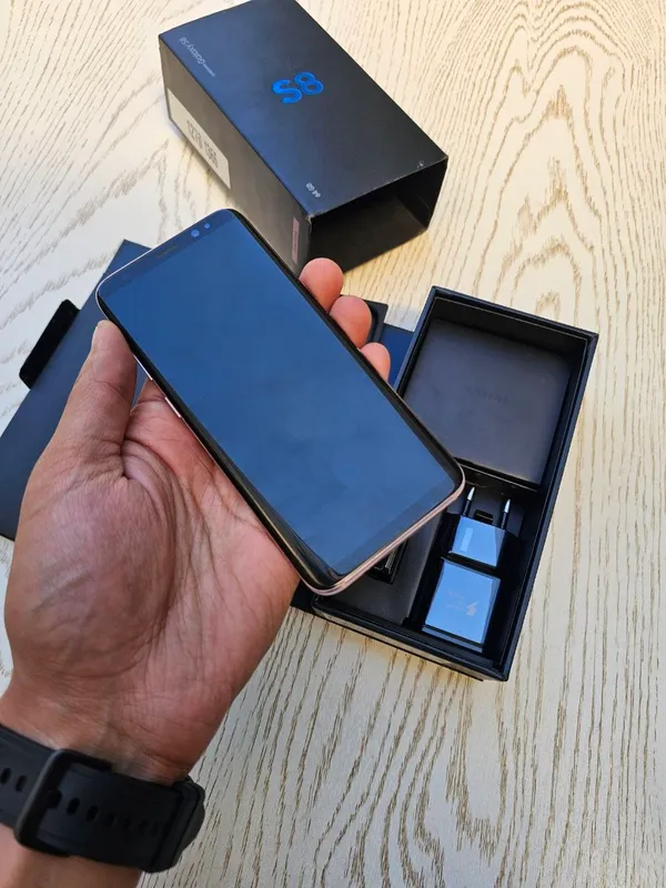 Samsung Galaxy S8 — фото 1